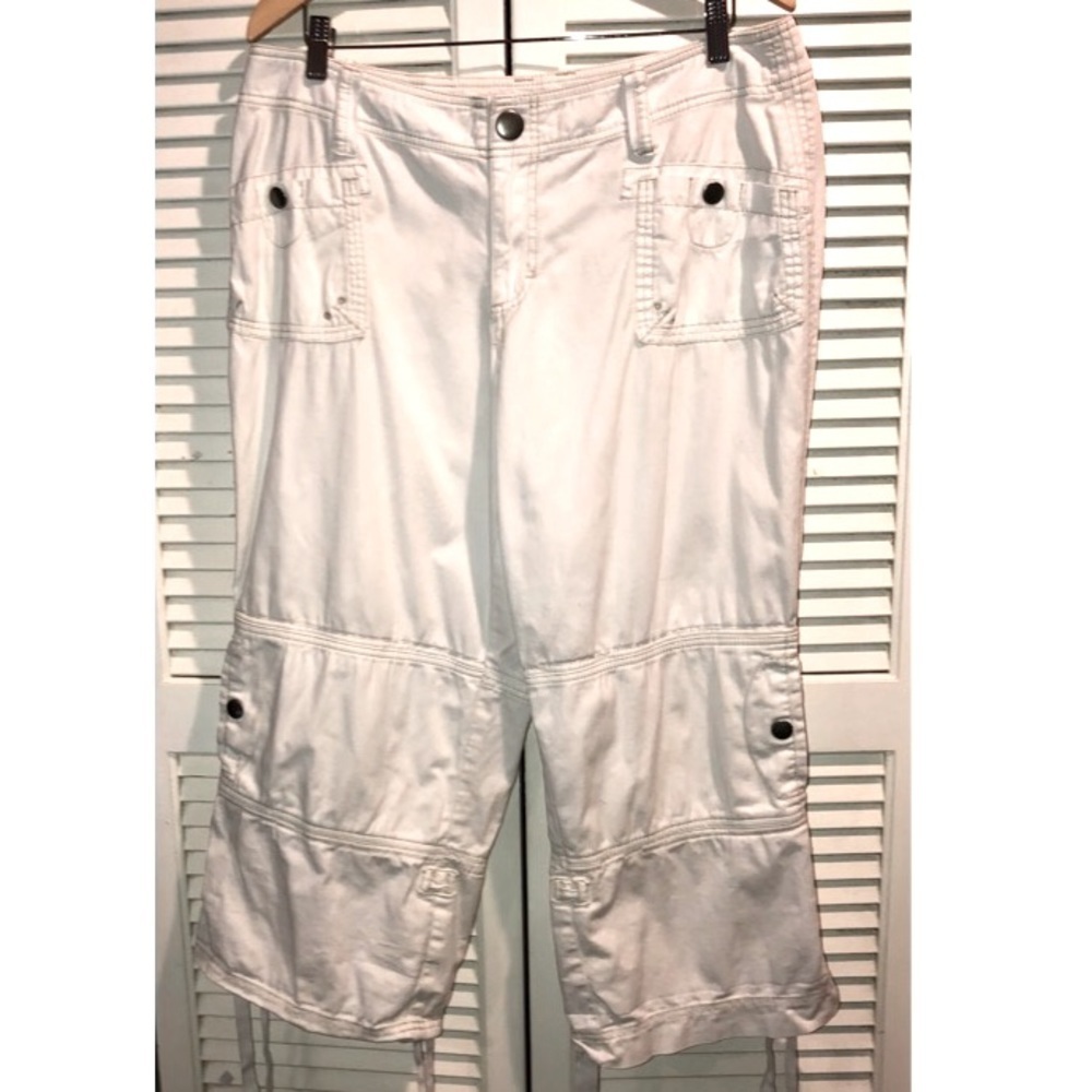 Venezia Cargo Cropped White Pants 14